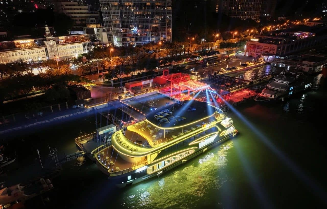 China's First! CATL Powers Pure Electric Passenger Ship 