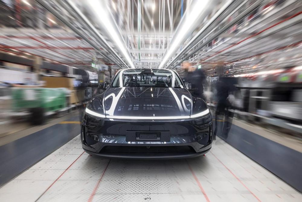 Panasonic Developing New High-Capacity EV Battery to Extend Tesla Model Y Range by 145 km
